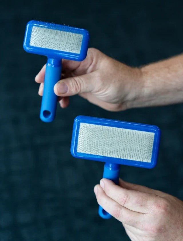 Blue Slicker Brush Soft - pro grooming brush
